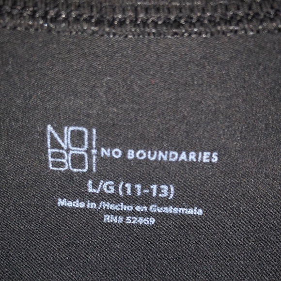 EUC No Boundaries Set of 3 Everyday Scoop Tees - Picture 3 of 3